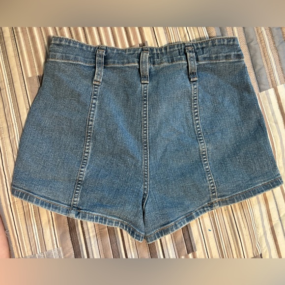 High wasted jean short shorts - Picture 2 of 6